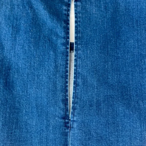 BCBG Generation Denim Top - Picture 4 of 8